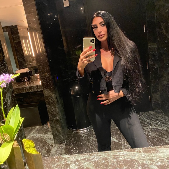 Meet your Posher, Shay - Picture 1 of 1